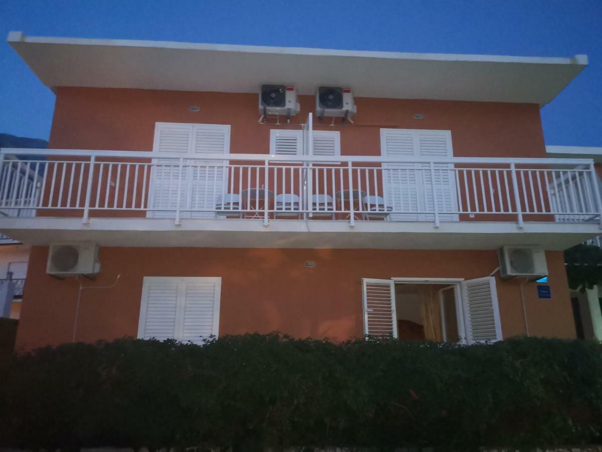 Apartmani Sea Baska Voda Bagian luar foto