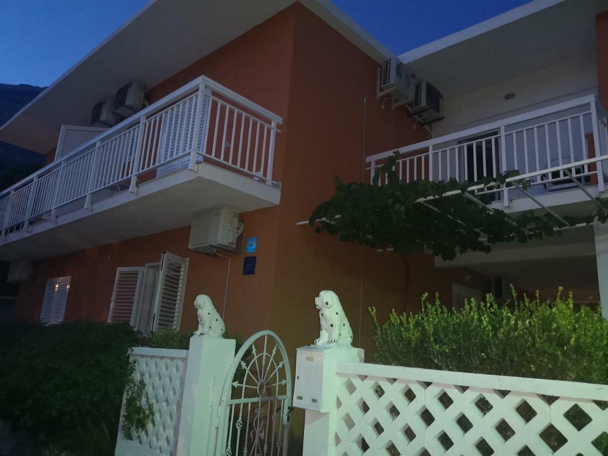 Apartmani Sea Baska Voda Bagian luar foto