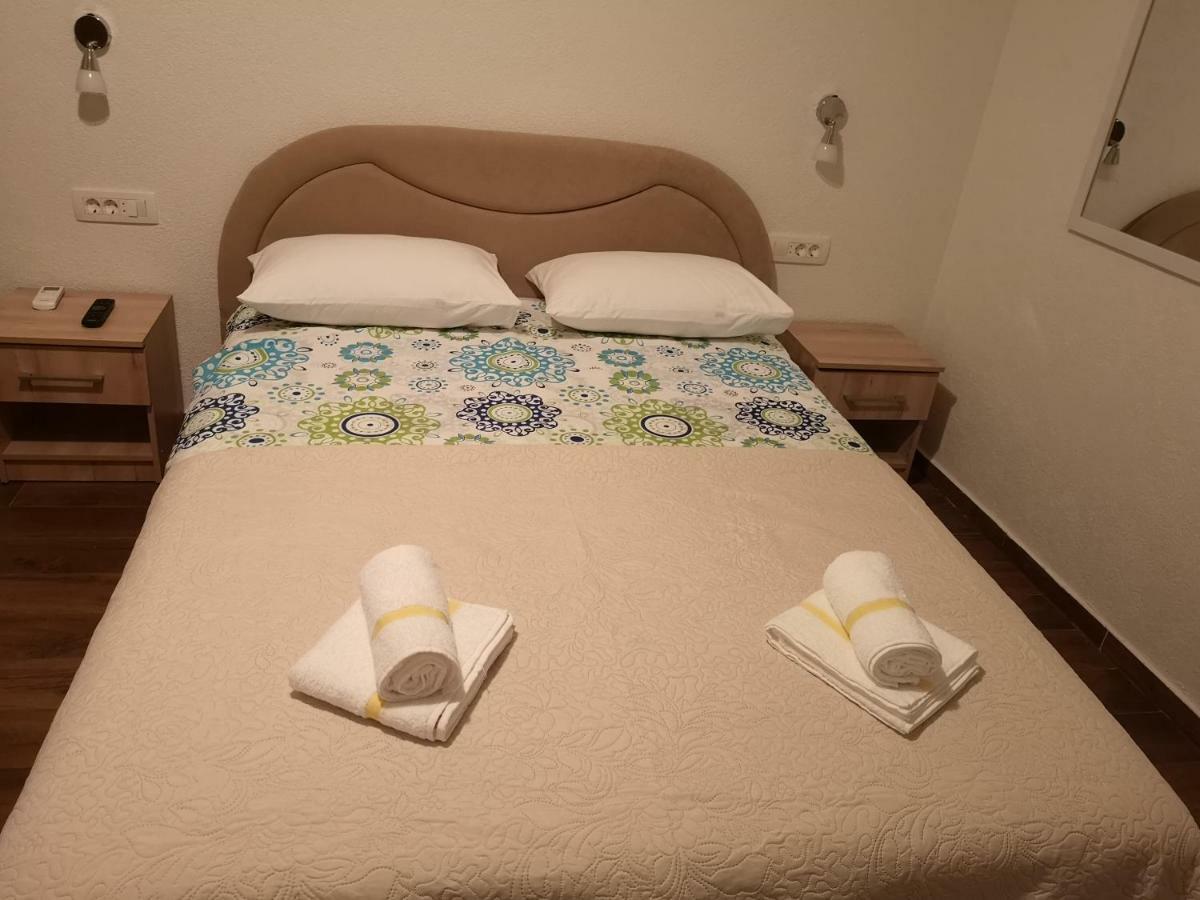 Apartmani Sea Baska Voda Bagian luar foto