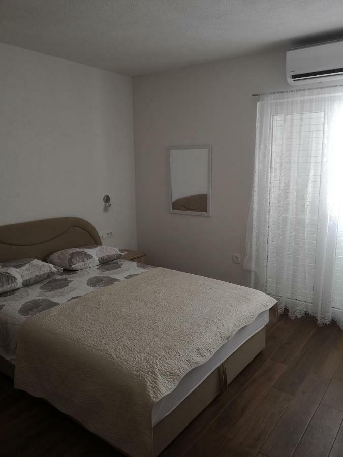 Apartmani Sea Baska Voda Bagian luar foto