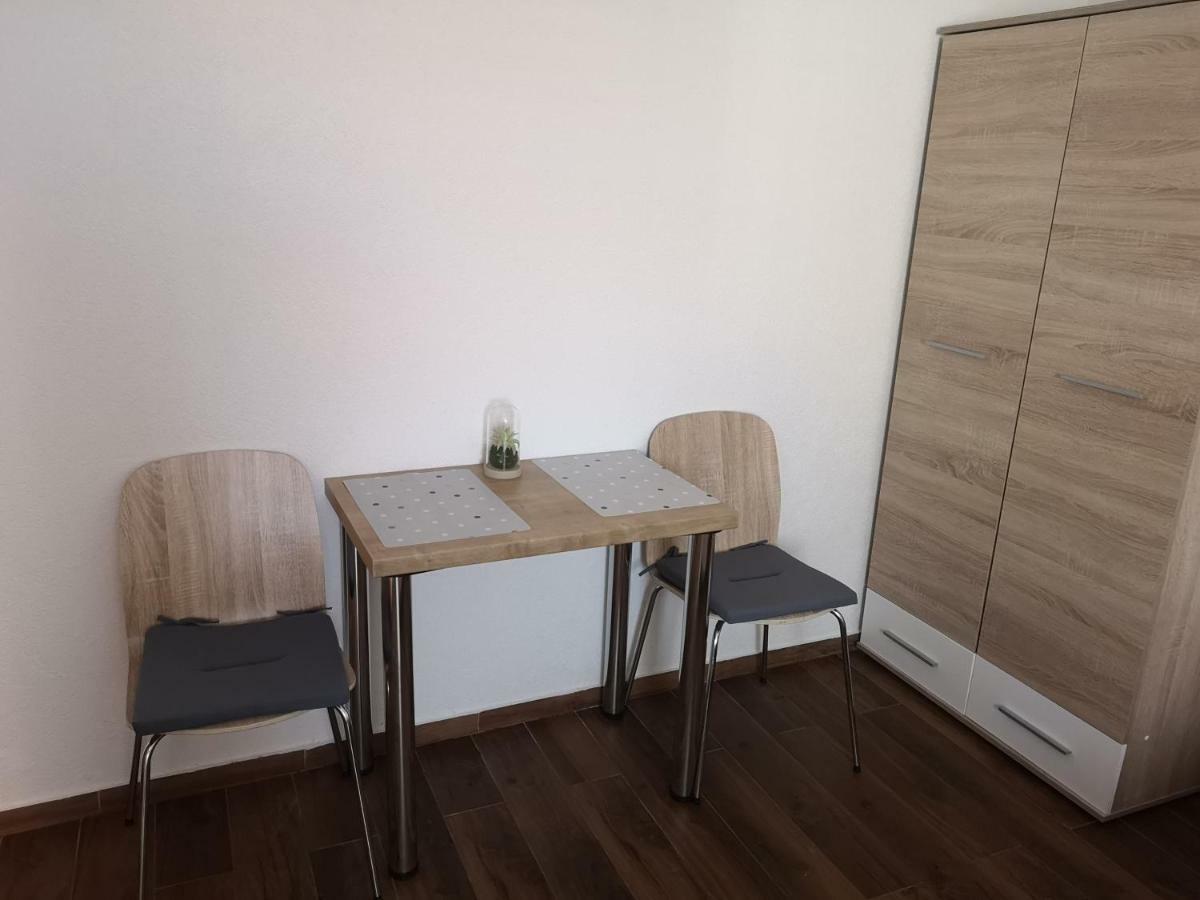 Apartmani Sea Baska Voda Bagian luar foto