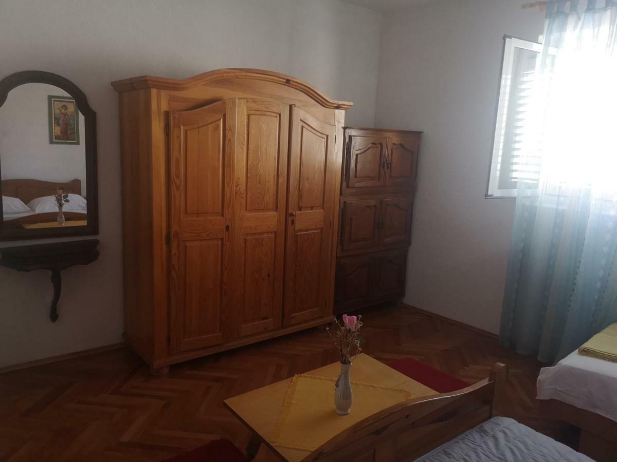 Apartmani Sea Baska Voda Bagian luar foto
